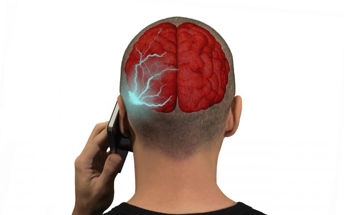 Benarkah Radiasi HP Bisa Sebabkan Kanker?